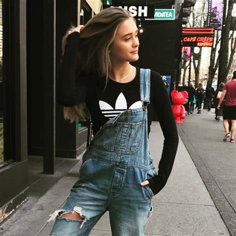 Lizzy Greene Social Media 04082018