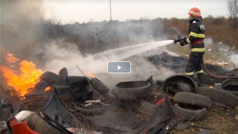 Noul epicentru al arderilor ilegale de deşeuri Autorităţile ignoră