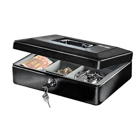 Cash has to be physically transported to the vessel and there may be all kinds of perils waiting on the way, threatening that money will be lost. Master Lock CB-10ml Cash Box | All Safes Ireland
