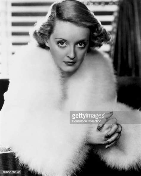 Bette Davis 1932 Photos And Premium High Res Pictures Getty Images