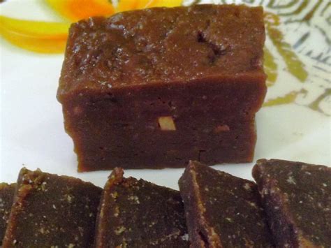 A dish that you will definitely find listed on the menu of almost all indian restaurants, irrespective of which part of the country you are in. Kalu dodol - Wikipedia