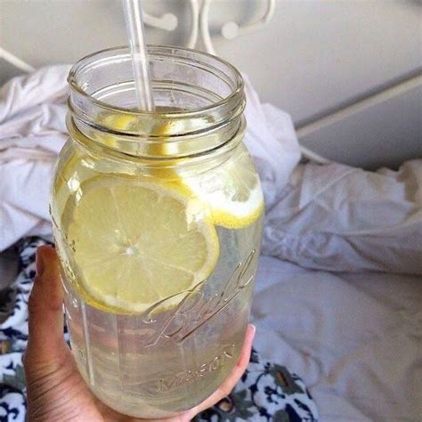 pin by 𝔎𝔞𝔯𝔬𝔩 ﾟ on green juice girl lemon health benefits lemon detox water lemon water detox