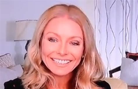 Kelly Ripa Reveal What She’s Been Hiding From ‘live’ Audience During Quarantine Kelly Ripa
