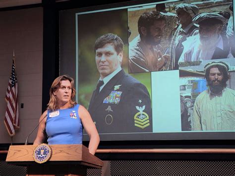 Meet Kristin Beck The Transgender Navy Seal Hero Fighting Trumps