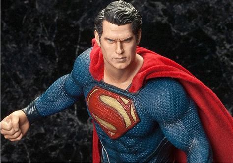 Sneak Peek New Superman Man Of Steel Statue