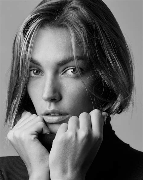 Cecile Fourrier Model Represented By Metropolitan Models