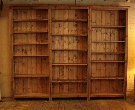 Wooden Bookshelf Wallpaper