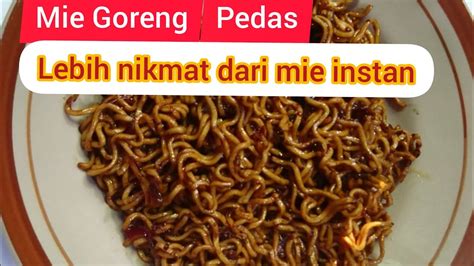 Mie goreng memang sangat banyak di gemari apakah anda penggemar mie goreng? Resep cara membuat lauk mie goreng pedas lebih enak dari mie instan - YouTube