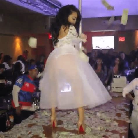 Woman Twerks Onstage At Her Wedding In A Totally Sheer Wedding Dress Metro News