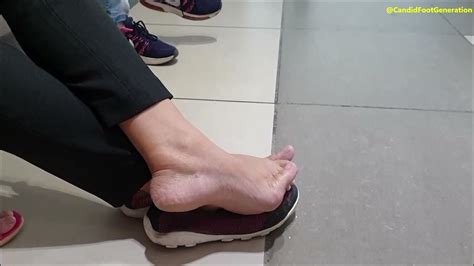 mature asian feet soles rubbing youtube
