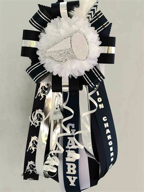 Small Pee Wee Child Homecoming Mum Or Garter Boerne Homecoming Mums