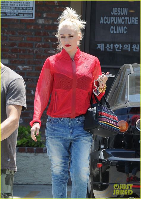 Gwen Stefani Takes Her Red Hot Heels For A Ride Photo 3149335 Gavin Rossdale Gwen Stefani