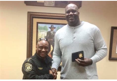 Shaq For Sheriff Ex Nba Star Eyes A Run For Office In 2020