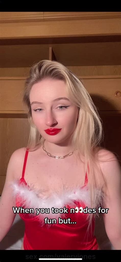 Valeryjones Subscribe To My Page ️ Christmas Red Lips Sexy Girl Blonde