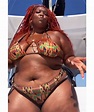 Lizzo's Bikini Body, Sexy Swimsuit Style: Pics