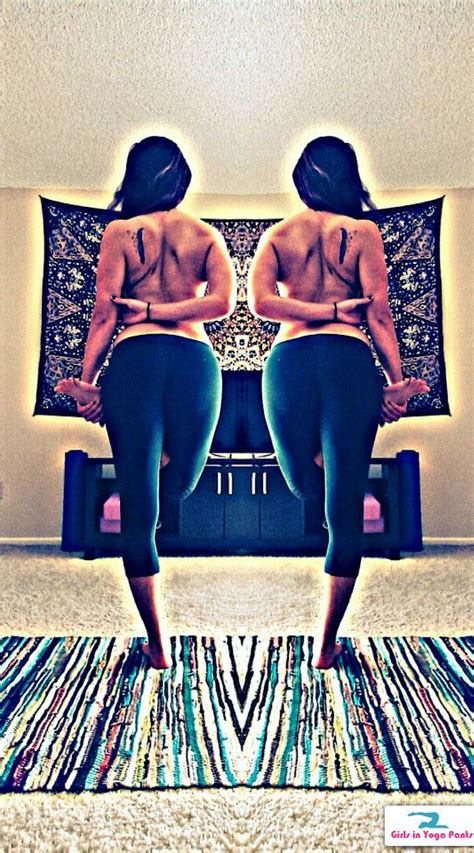 13 Hot Girls Showing Off Their Booties In Yoga Pants Hot