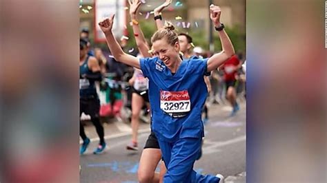 Nurse Denied Marathon World Record Because She Wasn T Wearing A Skirt Sport Body Sport Man