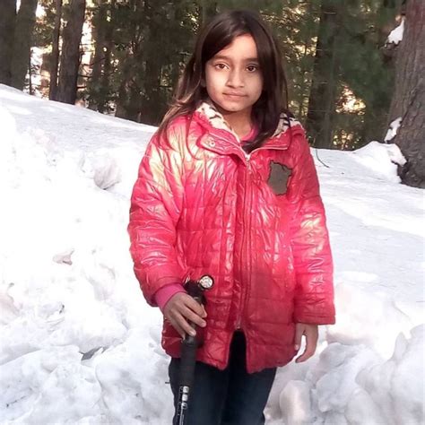 9 year old pakistani girl climbs 5 700m high quz sar peak