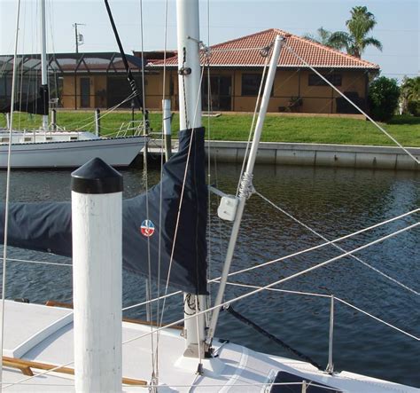 The Perfect Solo Mast Raising System For Small Sailboats Tropical Boating