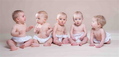 Award-winning photographer offers top tips for photographing babies ...