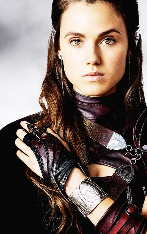 Poppy Drayton News Poppy Drayton Shannara Chronicles Fantasy Fashion