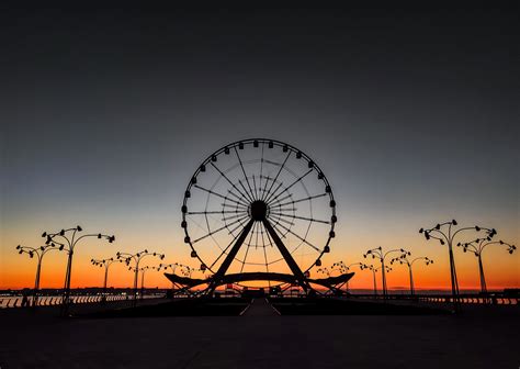 Aesthetic Ferris Wheel Wallpaper Wallpaper