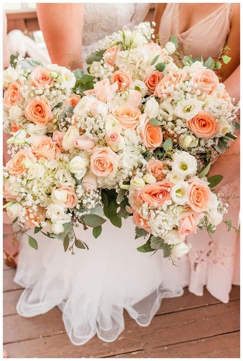 peach wedding theme coral wedding flowers wedding theme colors peach flowers flower bouquet
