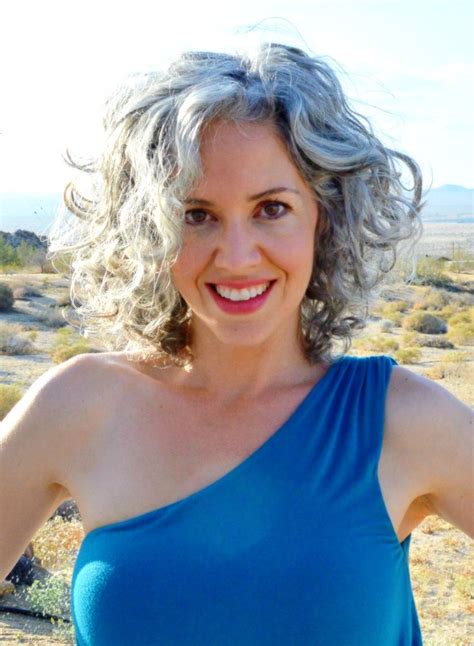 Pin By Tami Sanders On Hair Silver Haired Beauties Gorgeous Gray Hair Grey Curly Hair