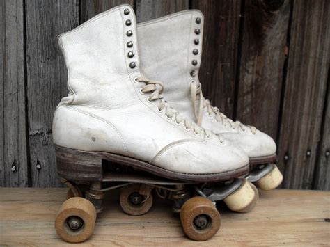 Chicago Roller Skates Pat 1914 Size 7 Wooden Wheels White