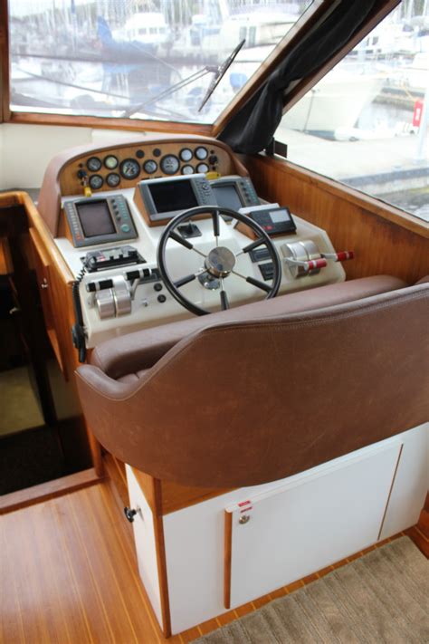 1995 Navigator 5300 Sundance 53 Yacht For Sale Simbalaut Seattle