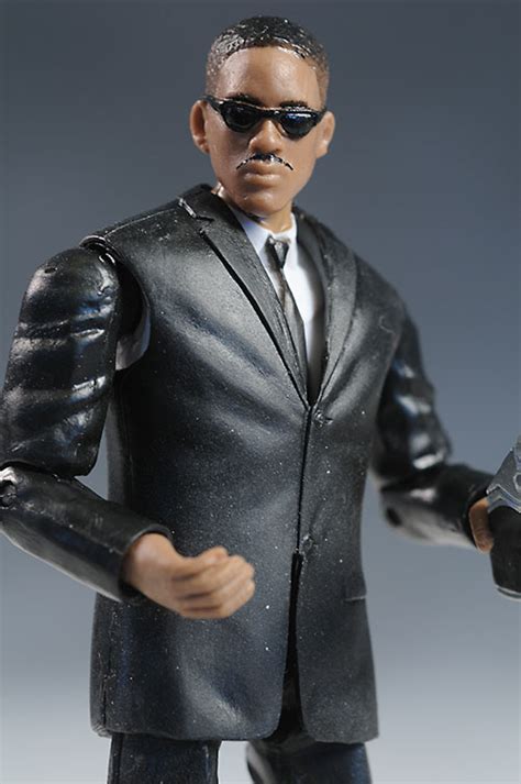 Art marcum & matt holloway based on the malibu comic by: Men in Black 3 action figures - Another Pop Culture ...