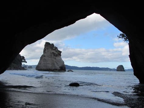 Cathedral Cove New Zealand 4000x3000 OC R EarthPorn Cathedral