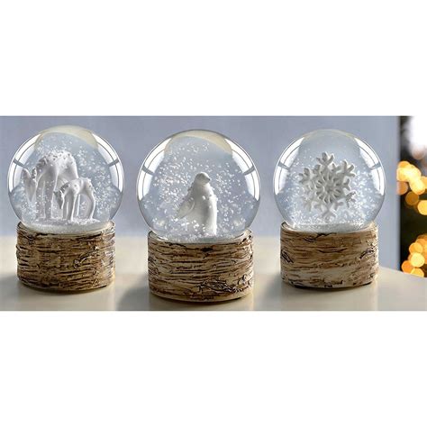 Lovely Trio Of Christmas Snow Globes Werchristmas Snowflake Deer And