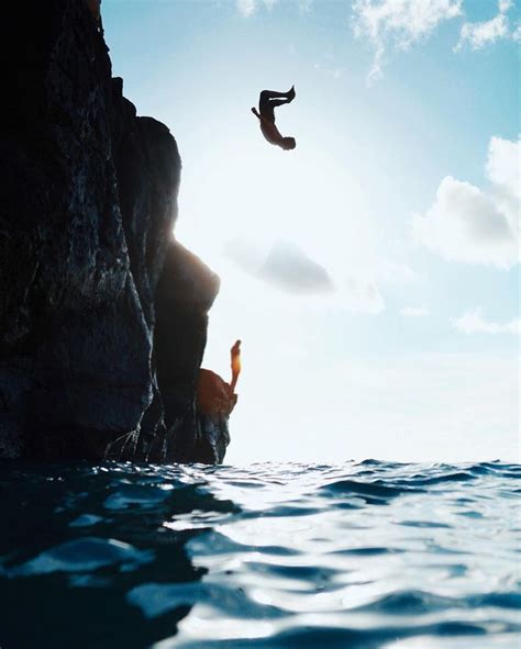 Jump Off The Waimea Bay Rock 2 On 26 Best Things To Do On Oahu