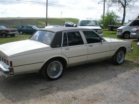 Sell Used 1983 Chevrolet Caprice Classic Sedan 4 Door 38l In Montgomery Alabama United States
