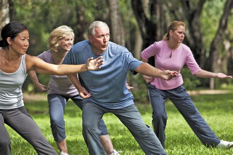 Tai Chi For Seniors Older Adults Benefits Tips Free Classes