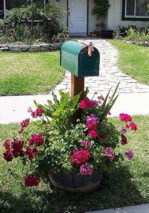 29 Adorable Mailbox Ideas That Will Give Your Guests A Fantastic First