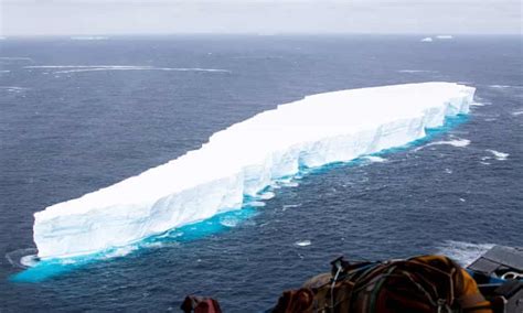 Huge Antarctic Iceberg Headed Towards South Georgia Breaks In Two Antarctica The Guardian