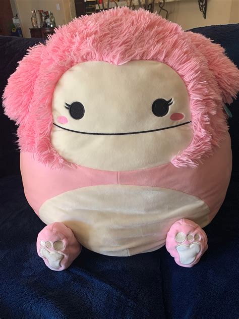 カテゴリ Squishmallow 20インチ Brina ビッグフット YS0000046437643528 よろづやショップ 通販