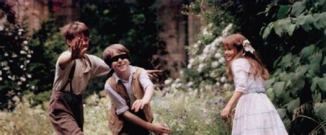 Enter your location to see which movie theaters are playing the garden (1990) near you. The Secret Garden Movie Review (1993) | Roger Ebert