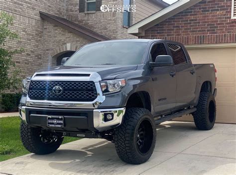 2021 Toyota Tundra With 22x12 44 Fuel Sledge And 37125r22 Nitto