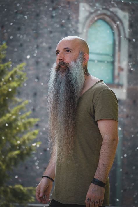 Pin By Cmb On Waist Long Beards Shaved Head With Beard Beard Styles For Men Best Beard Styles