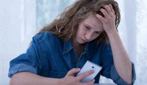 Tips For Handling Cyberbullying Bullying Speaker Counselor Expert
