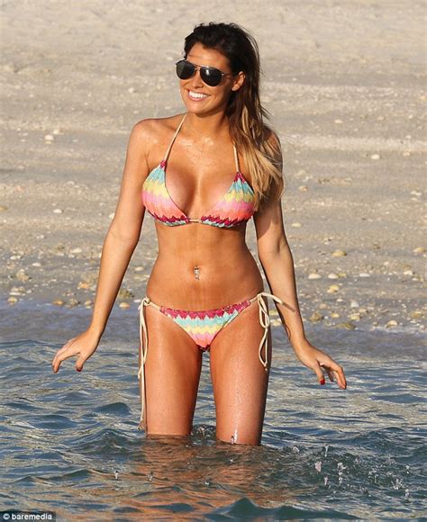 Jessica Wright Displays Stunning Bikini Body As She Tops Up Her Tan In Dubai Daily Mail Online