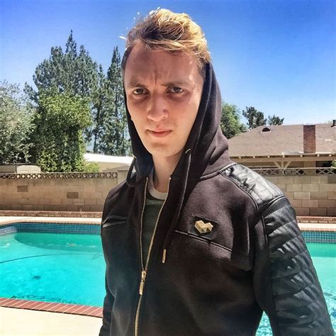 Изучайте релизы gazza на discogs. How Much Money Gizzy Gazza Makes On YouTube - Net Worth ...