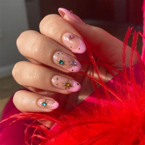 Georgia Manchester M3 On Instagram “birthday Nails 💅🏽💕🥳🪩 Design Nailzbydarcie 💖 Phase 3