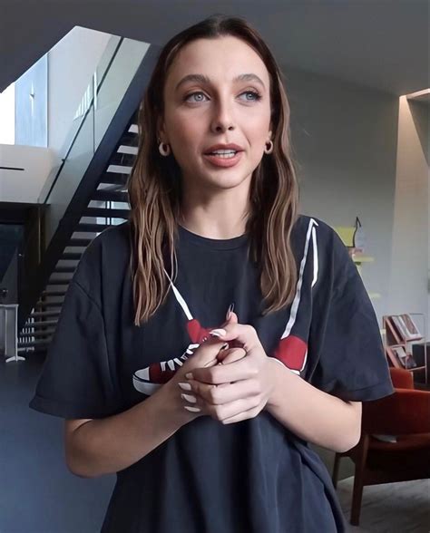 Emma Chamberlain Fire Fits Lucky Girl Trend Setter Role Models Favorite Celebrities Just