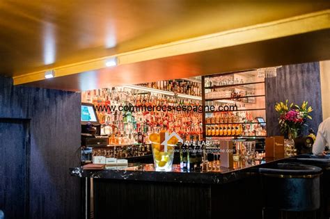 L'un des premiers bars à cocktails de paris assure le service jusqu'à l'aube pour le plaisir des palais avertis. Bar de nuit, Alicante à vendre, fonds de commerce avec ...