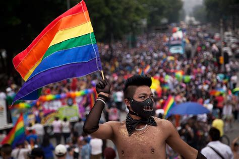 Cuál es el origen de la marcha por el orgullo gay Astrolabio