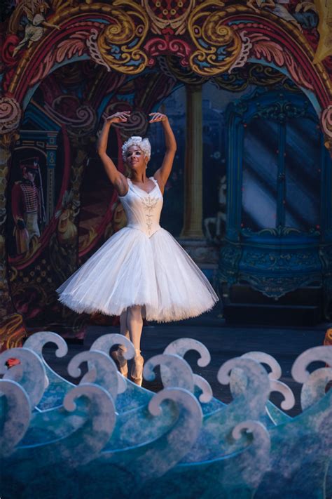 Larry franco, mark gordon, lindy goldstein, and sara smith written by: Reminder: 'Nutcracker and the Four Realms' Now Previewing ...
